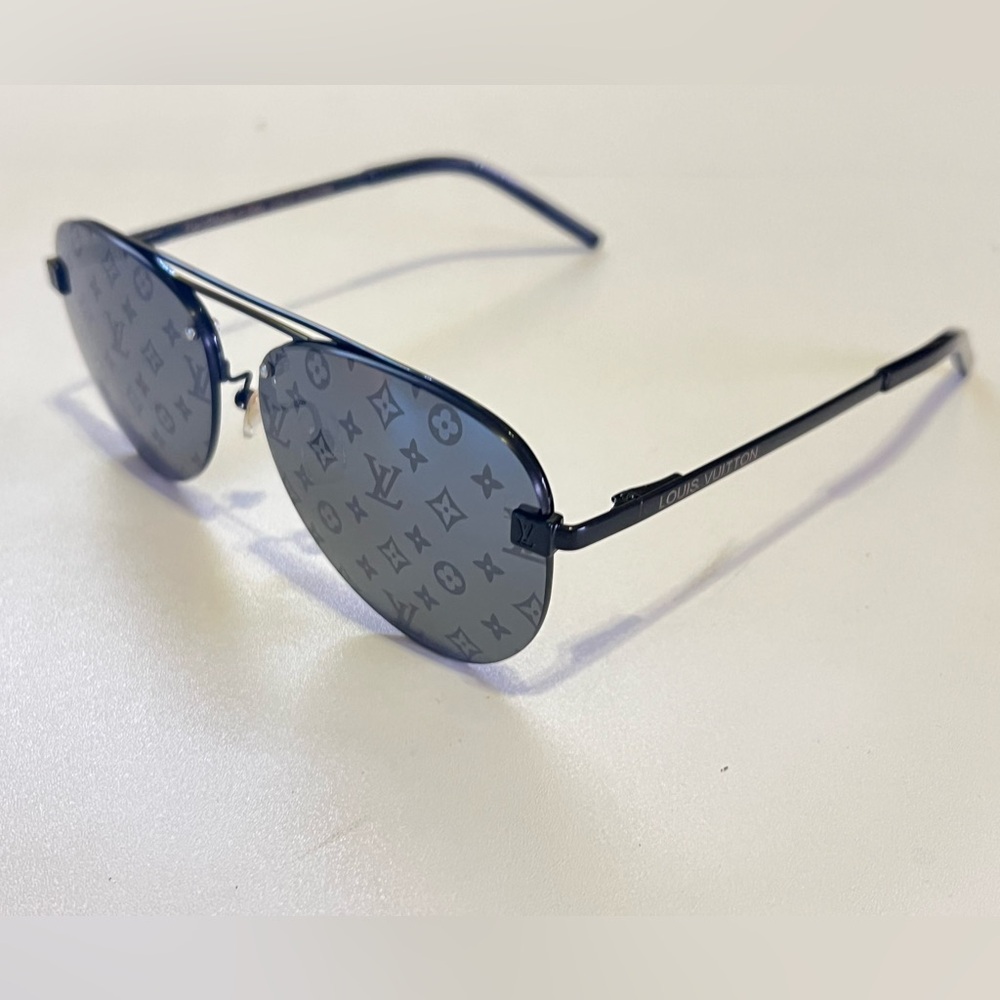 Louis Vuitton Clockwise LV Sunglasses Z1020E 140mm